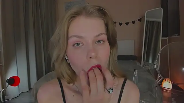 Snapshot of ass_latte chatting on November 7, 2025, 5:07 am ass latte online show from November 7, 2025, 5:07 am