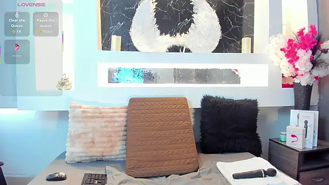 Cinthya mjs online show from November 14, 2025, 1:10 pm