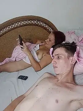 Snapshot of Milfvalesk chatting on January 4, 2025, 9:20 pm Milfvalesk online show from January 4, 2025, 9:20 pm