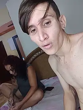 Snapshot of Milfvalesk chatting on February 10, 2025, 7:04 am Milfvalesk online show from February 10, 2025, 7:04 am