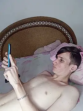 Snapshot of Milfvalesk chatting on February 19, 2025, 5:16 pm Milfvalesk online show from February 19, 2025, 5:16 pm