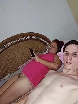 Snapshot of Milfvalesk chatting on March 14, 2025, 9:24 am Milfvalesk online show from March 14, 2025, 9:24 am