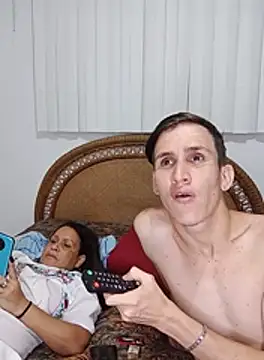 Snapshot of Milfvalesk chatting on October 16, 2025, 2:56 am Milfvalesk online show from October 16, 2025, 2:56 am