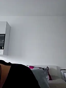 nickdtr online show from December 15, 2024, 10:07 am