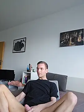 nickdtr online show from September 17, 2025, 3:35 pm