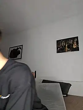 nickdtr online show from September 30, 2025, 6:02 pm