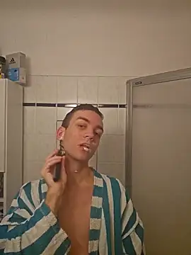 nickdtr online show from December 18, 2025, 4:07 am