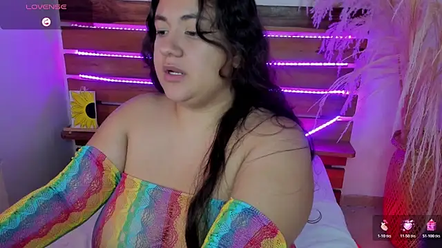 nadine russo online show from March 27, 2026, 1:33 am