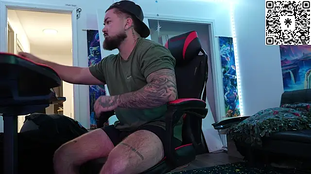 B The Creator X online show from December 15, 2025, 12:37 am