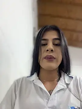 Snapshot of daniigarcia chatting on May 31, 2026, 1:07 pm daniigarcia online show from May 31, 2026, 1:07 pm