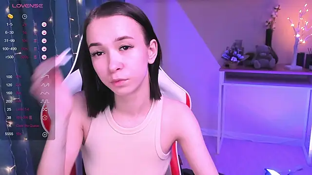 Snapshot of LilithStrangfor chatting on December 24, 2024, 8:38 pm LilithStrangfor online show from December 24, 2024, 8:38 pm