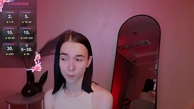 Snapshot of LilithStrangfor chatting on March 17, 2025, 2:30 am LilithStrangfor online show from March 17, 2025, 2:30 am