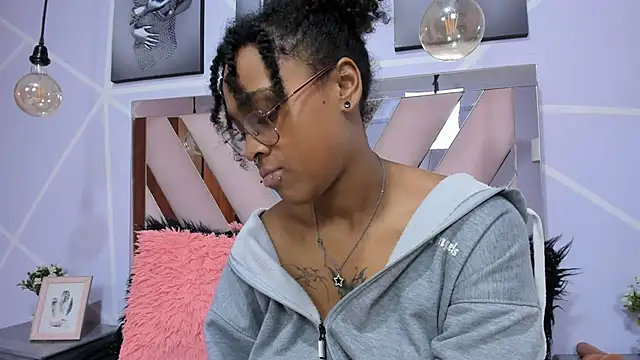 Elith noa online show from February 1, 2025, 1:44 am