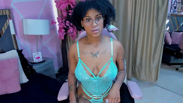 Elith noa online show from March 9, 2025, 3:38 pm