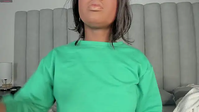 briannajackson  online show from January 24, 2025, 11:26 am