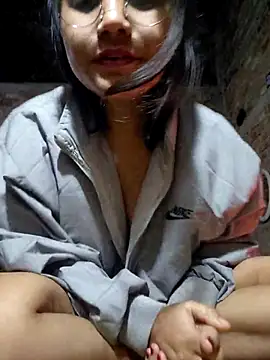 Cuterinki online show from December 18, 2025, 7:20 pm