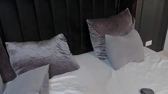 Snapshot of ellen_gracee chatting on June 14, 2026, 4:58 am ellen gracee online show from June 14, 2026, 4:58 am