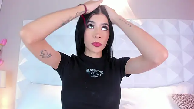 Snapshot of CaitlynCouper chatting on December 26, 2024, 5:08 pm CaitlynCouper online show from December 26, 2024, 5:08 pm