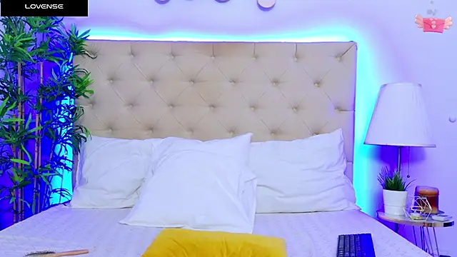 Snapshot of DaliyaArabian chatting on January 10, 2025, 3:48 pm DaliyaArabian online show from January 10, 2025, 3:48 pm