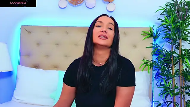 Snapshot of DaliyaArabian chatting on September 25, 2025, 11:58 am DaliyaArabian online show from September 25, 2025, 11:58 am