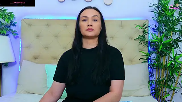 Snapshot of DaliyaArabian chatting on May 21, 2026, 12:01 pm DaliyaArabian online show from May 21, 2026, 12:01 pm