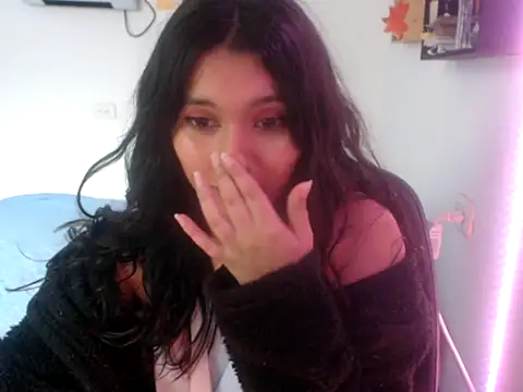 HannaKlein online show from September 8, 2025, 5:34 pm