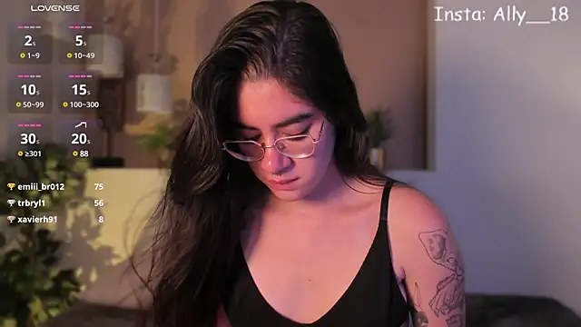 Snapshot of Ally_addams chatting on January 17, 2025, 8:02 am Ally addams online show from January 17, 2025, 8:02 am