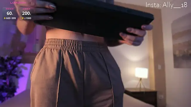 Snapshot of Ally_addams chatting on March 11, 2025, 3:37 am Ally addams online show from March 11, 2025, 3:37 am