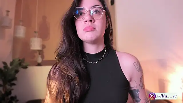 Snapshot of Ally_addams chatting on September 20, 2025, 3:51 am Ally addams online show from September 20, 2025, 3:51 am