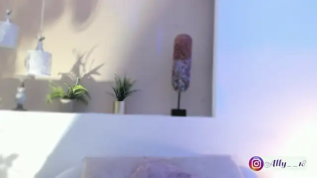 Snapshot of Ally_addams chatting on November 6, 2025, 4:24 am Ally addams online show from November 6, 2025, 4:24 am