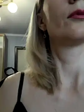 AvelinaLeoni online show from January 12, 2026, 6:51 am