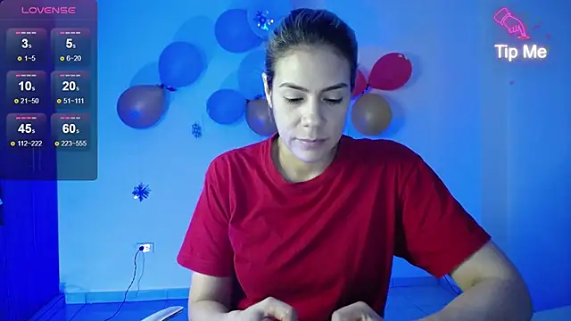 Snapshot of candydowson1 chatting on December 21, 2024, 9:15 pm candydowson1 online show from December 21, 2024, 9:15 pm