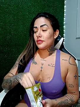 exquentadamay online show from October 13, 2025, 6:41 pm