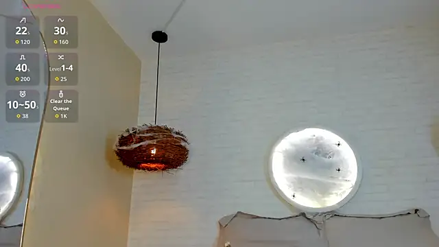 Snapshot of Elise_Diamond chatting on October 17, 2025, 11:18 pm Elise Diamond online show from October 17, 2025, 11:18 pm