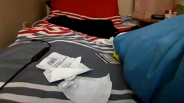 Snapshot of kollzCloudzz chatting on April 7, 2026, 9:54 am kollzCloudzz online show from April 7, 2026, 9:54 am