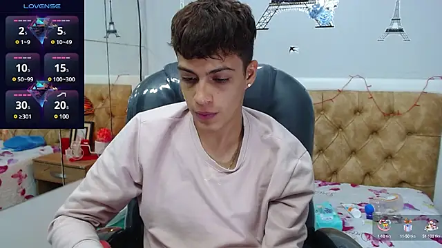 SkinnyBoy  online show from February 5, 2025, 3:31 pm