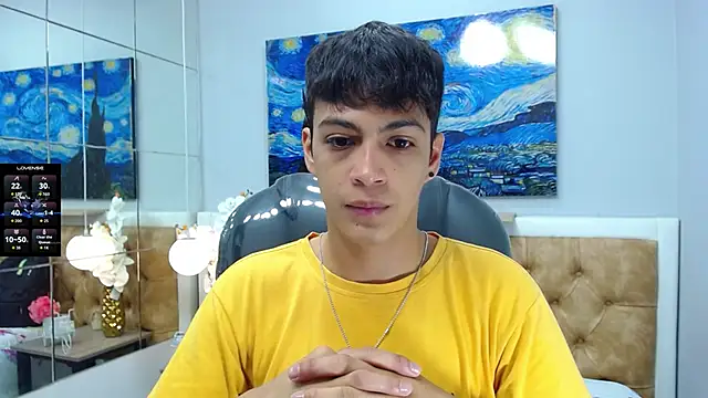 SkinnyBoy  online show from September 28, 2025, 12:32 pm