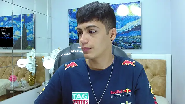 SkinnyBoy  online show from October 15, 2025, 12:38 pm