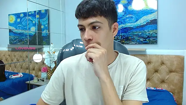 SkinnyBoy  online show from November 16, 2025, 1:17 pm