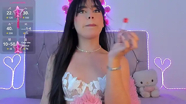 Ashley piinkk  online show from February 27, 2026, 5:29 am