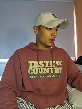 Jhonyblack 1 online show from February 25, 2026, 5:11 pm