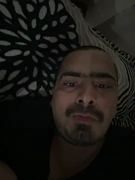 shivani0999 online show from February 3, 2026, 10:37 pm