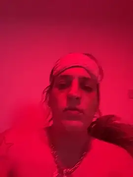 Haleytightlips1986 online show from April 9, 2026, 1:49 am