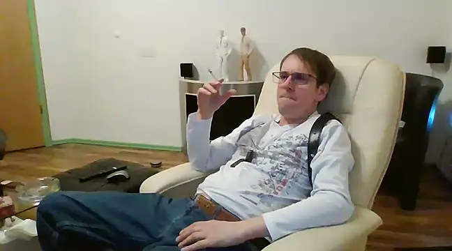 Snapshot of Minm666 chatting on January 16, 2025, 10:12 pm Minm666 online show from January 16, 2025, 10:12 pm