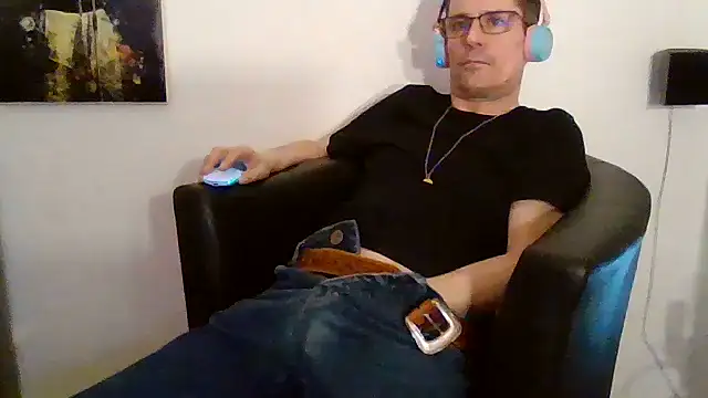 Minm666 online show from March 9, 2026, 10:14 pm