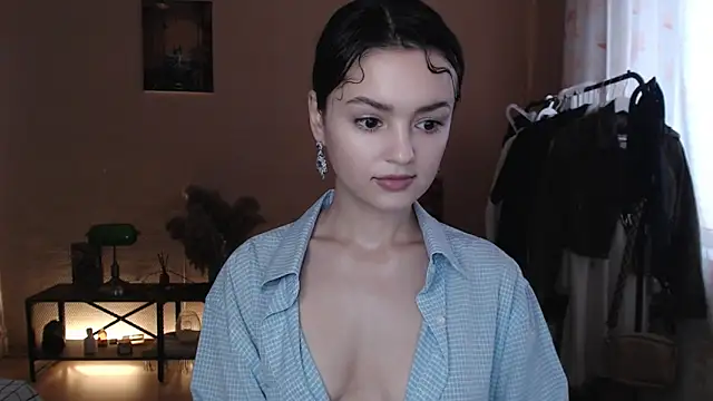 Snapshot of CuteRuby99 chatting on October 9, 2025, 10:24 am CuteRuby99 online show from October 9, 2025, 10:24 am