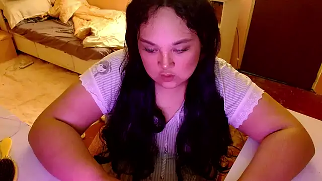 GiannaLopezSmith online show from September 29, 2025, 9:58 am