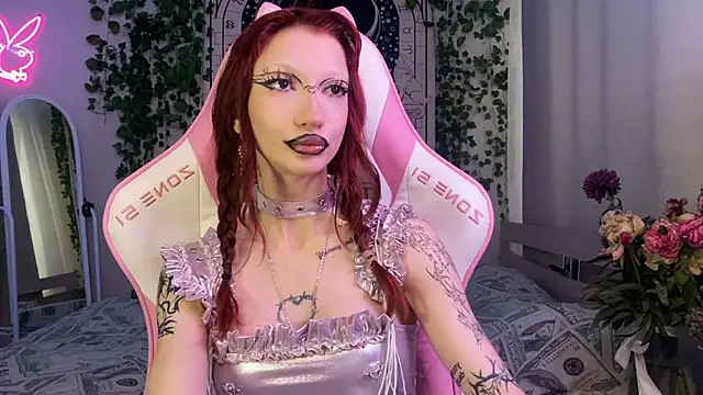 Snapshot of Marcellean chatting on September 19, 2025, 5:09 am Marcellean online show from September 19, 2025, 5:09 am