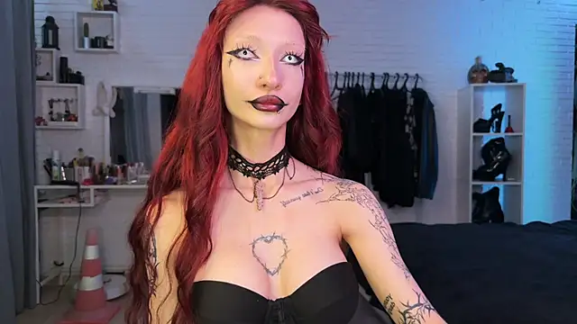 Snapshot of Marcellean chatting on November 5, 2025, 2:33 am Marcellean online show from November 5, 2025, 2:33 am