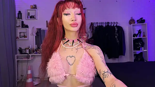 Snapshot of Marcellean chatting on November 7, 2025, 4:23 am Marcellean online show from November 7, 2025, 4:23 am